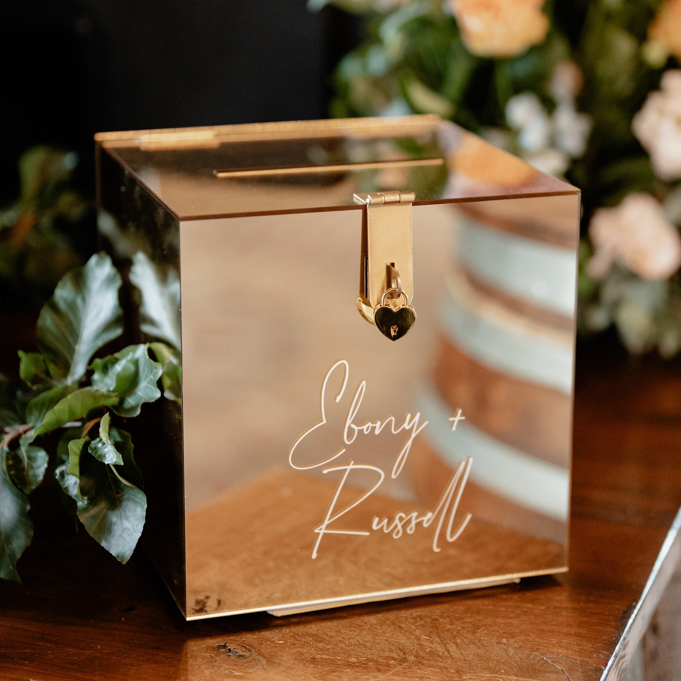 Acrylic Wishing Well - Mirror Gold