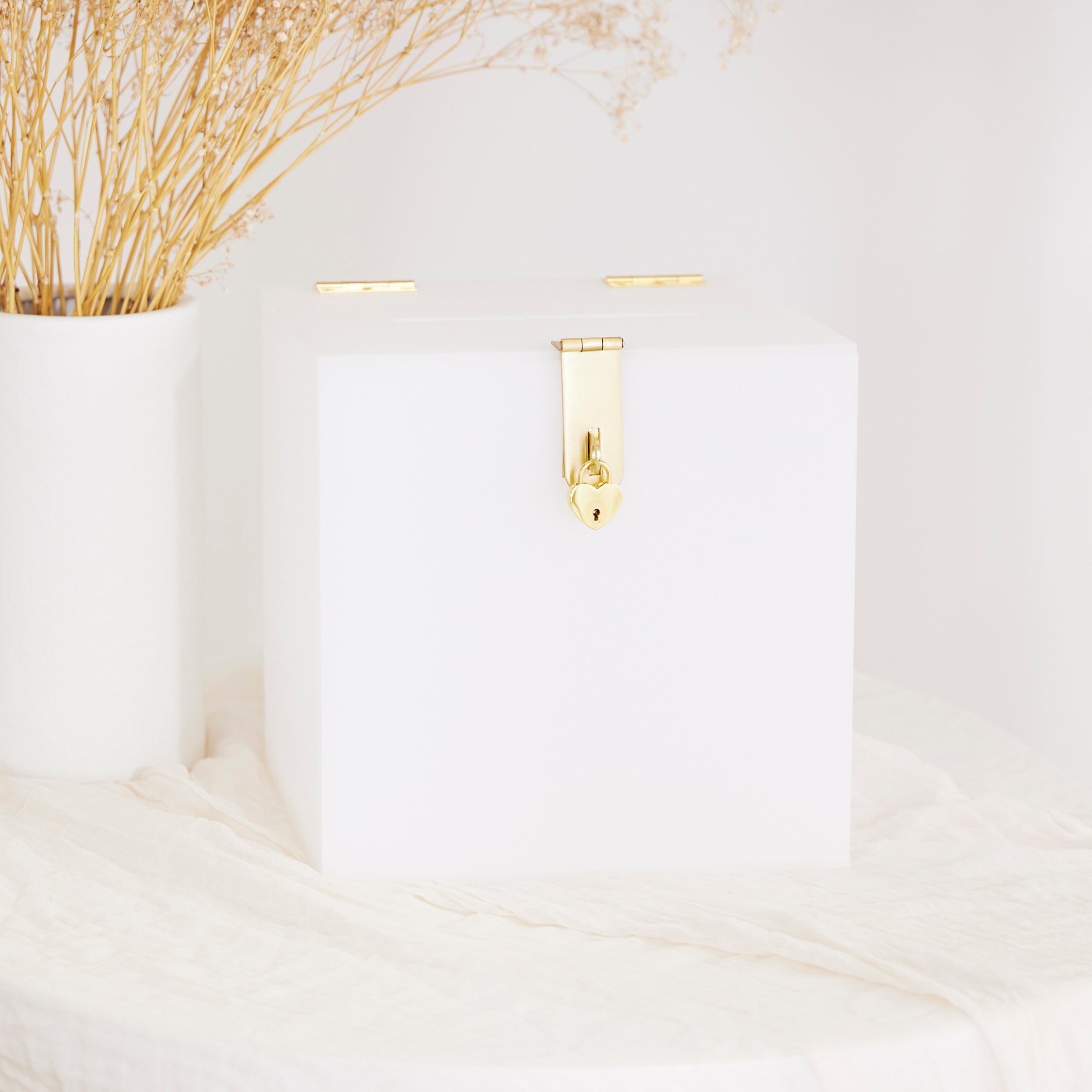 Acrylic Wishing Well - White Frost