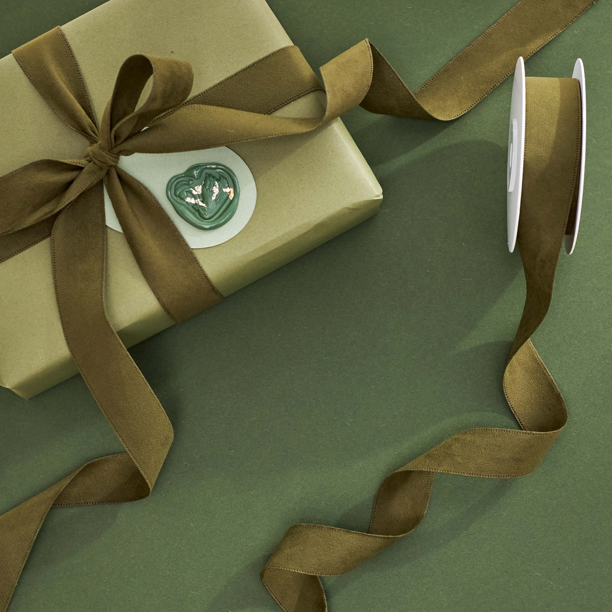 Velvet Ribbon Roll - Pine