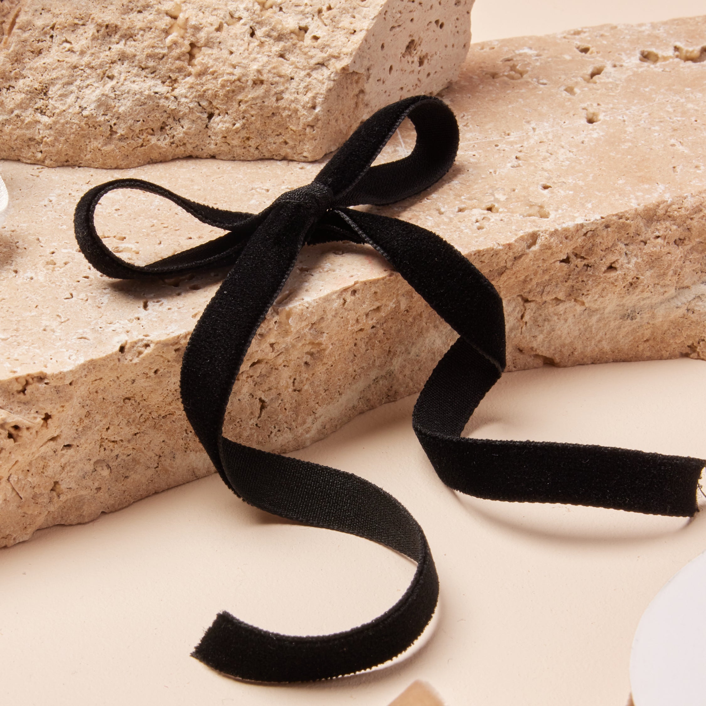 Velvet Ribbon Roll - Black