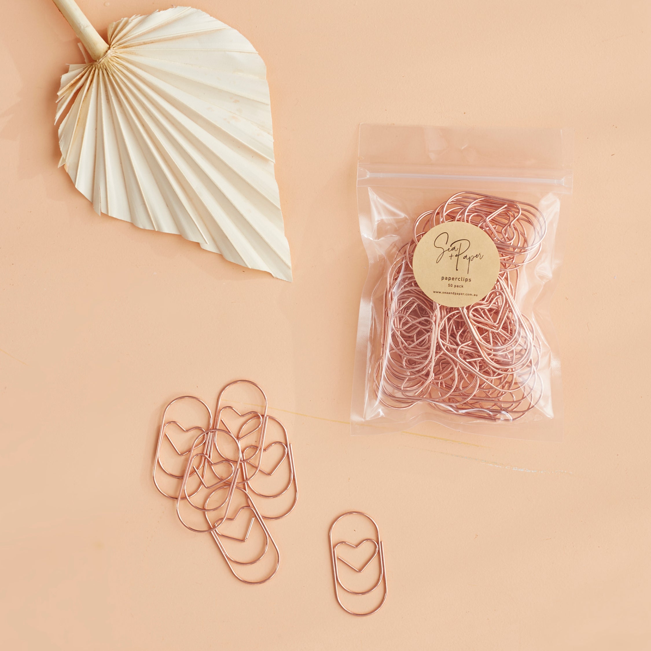 Large Oval Heart Paperclips - Rose Gold