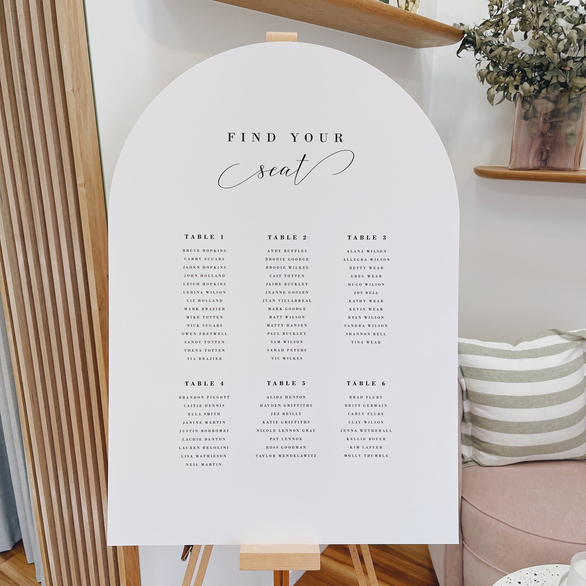 Luna - Seating Chart