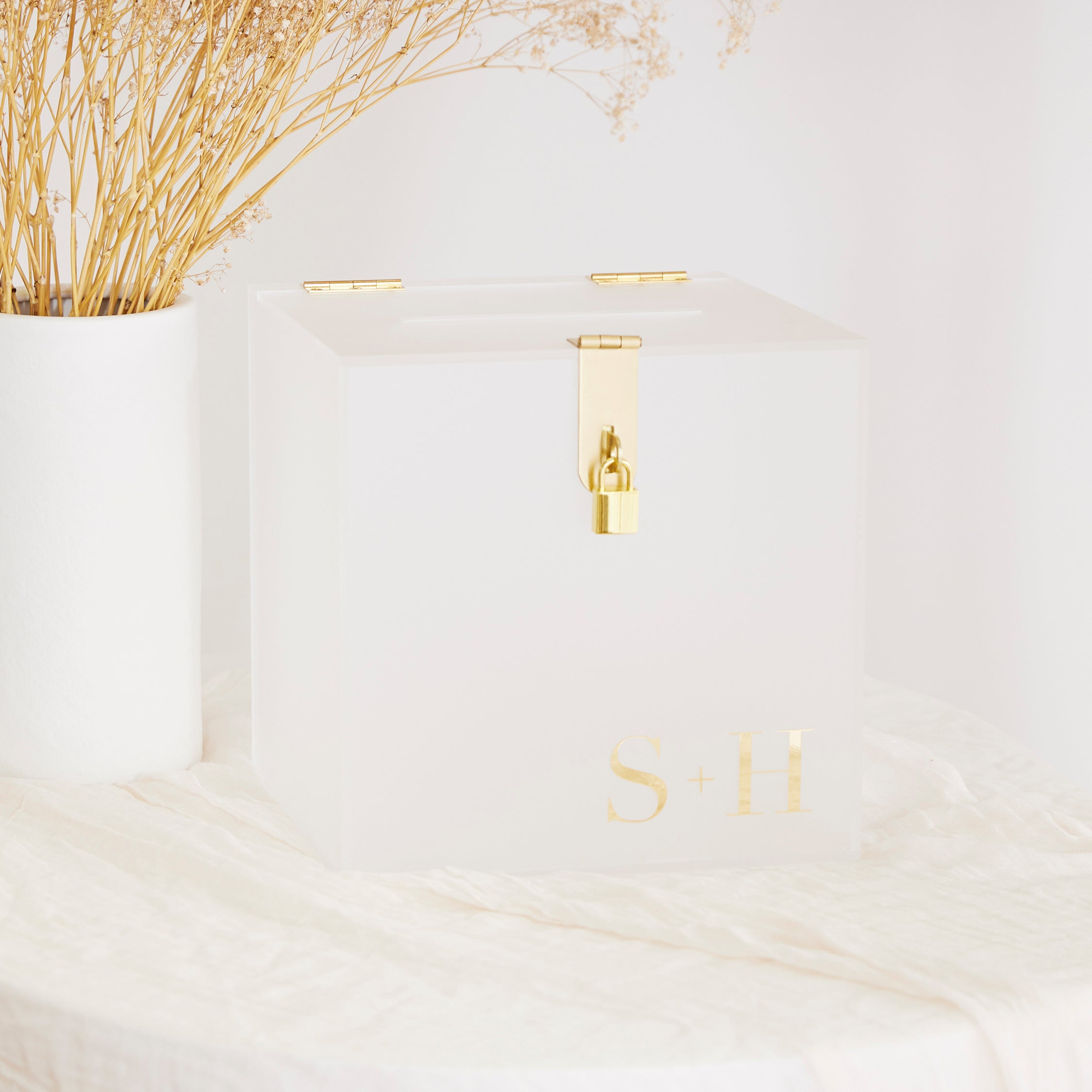 Acrylic Wishing Well - Clear Frost